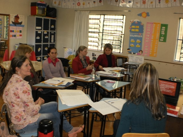 Professores Municipais em Encontro de Formação Continuada